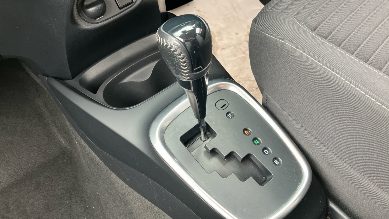 Toyota Yaris 1.5 Hybrid Icon Tech 5dr CVT Hybrid Hatchback